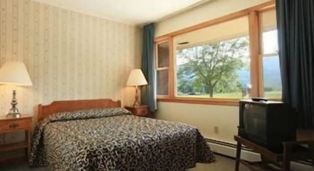 Номер Deluxe Ladd Brook Inn