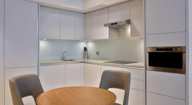 Двухместный люкс c 1 комнатой с балконом и с видом на город Residence Inn by Marriott Al Jaddaf