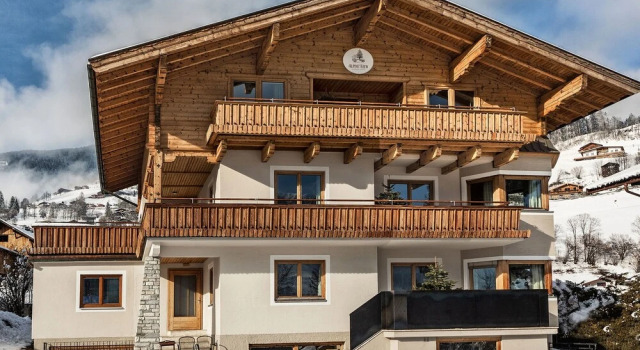 Alpine View - Garden View Apartment