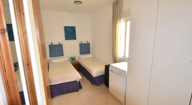 Magnificent Apartment, Beautiful View Towards the Mountains Shared Swimming Pool