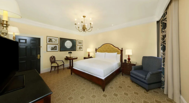 Двухместный номер Premier The Jefferson Hotel