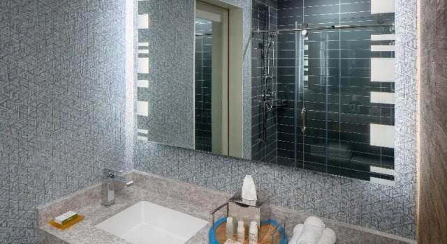 Люкс Standard Hotel Indigo Gainesville-Celebration Pointe by IHG