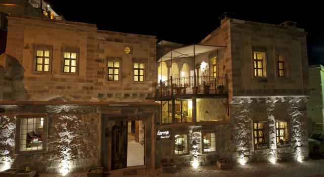 Terra Cave Hotel