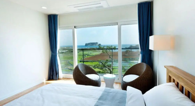 Люкс The BBs Jeju Resort