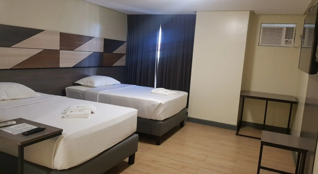 Travelite Hotel Legarda