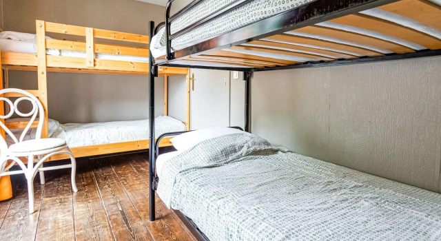 Spacious Holiday Home in Bruges, Забронировать Отель Брюгге Западная Фландрия, рядом с Бладелин Корт