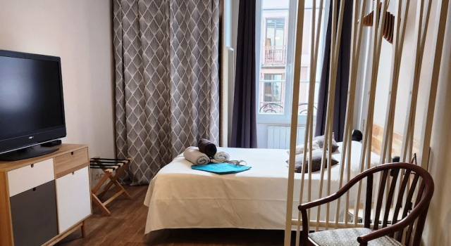 Epicurieux, Prenota Appartamento Hotel a Alvernia con parcheggio, Parcheggio