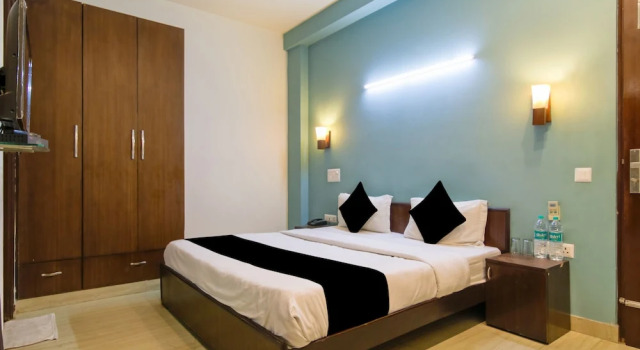 Hotel Artemis 699, Забронировать Отель Гургаон 