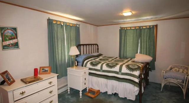 Коттедж Pittsfield Chalet