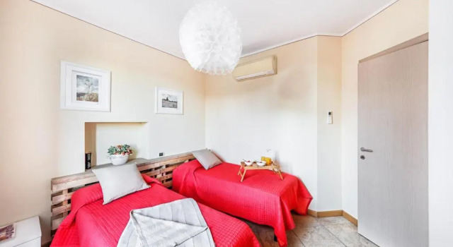 Rosy Apartment