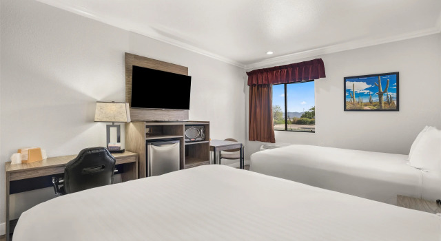 Четырёхместный номер Standard Americas Best Value Inn Prescott Valley