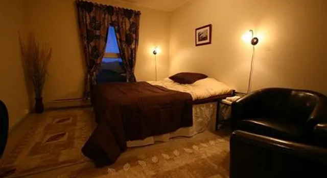 Valhall, Buchen Sie Hotel Meløyvær 