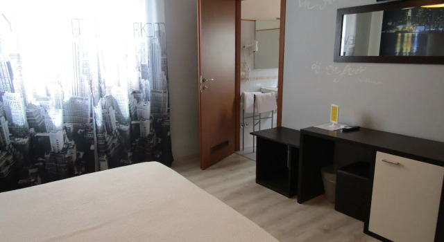 Habitación doble Estándar con vista a la piscina Hotel Opera