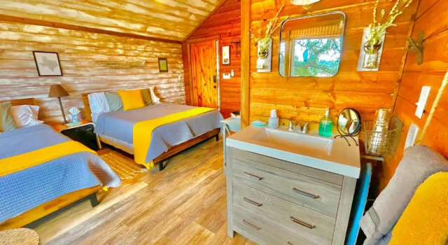 Двухместная студия The Alexander at Creek Road
