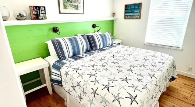 Under New Management! Dolphin Cove Sleeps 24, Private Pool & Close To Beach! 10 Bedroom Home by Redawning, Rezerwuj Hotel Port Aransas 