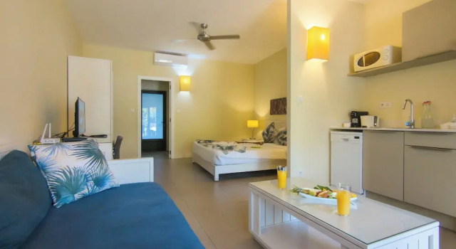 Be Cosy Apart Hotel with LOV