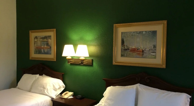 Номер Deluxe Ruskin Inn Tampa-Sun City Center