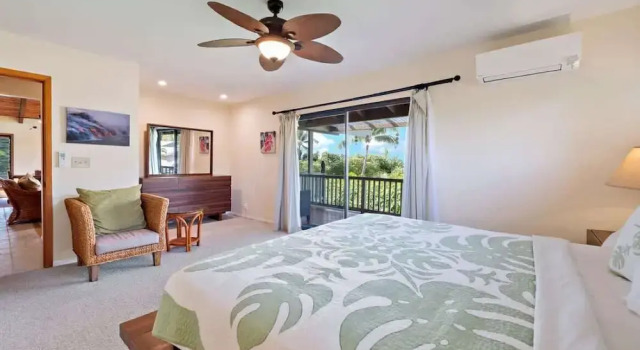 Heeia Bay Paradise Spacious 3 BDR Steps to Beach