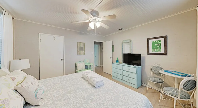 New Listing! Drift Inn: Beachside W/ Porch 4 Bedroom Home, Rezerwuj Dom wakacyjny Tybee Island Georgia