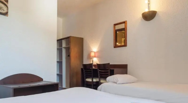 Номер Standard Hotel Le Collonges