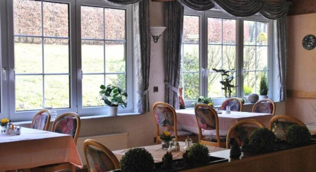 Waldhotel Einstein, Забронировать Отель  