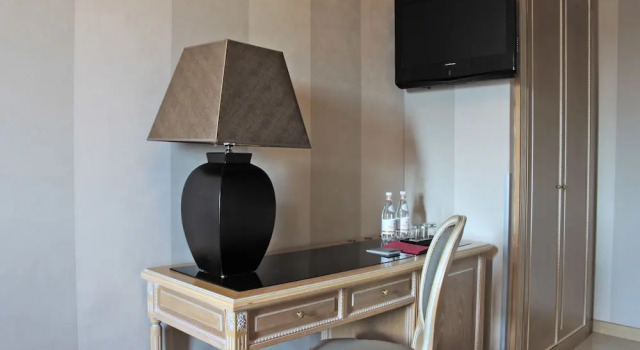 Двухместный номер Classic c-hotels Ambasciatori