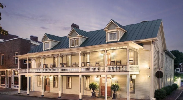 Historic Eureka Inn, Buchen Sie Hotel Jonesborough Tennessee