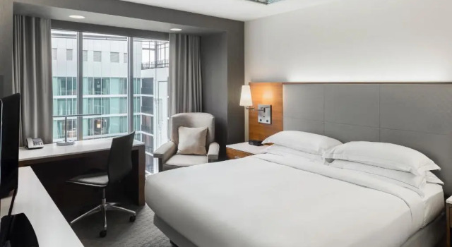 Двухместный номер Deluxe Hilton Columbus Downtown