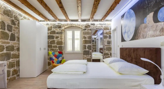 Студия Studio Central Old town Split