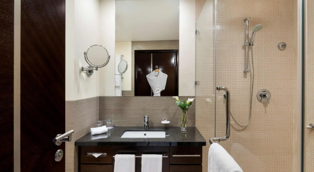 Twin Club room Hyatt Regency Oryx Doha