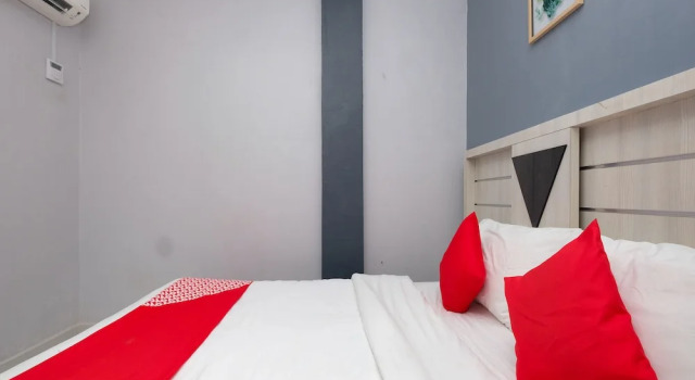 Номер Deluxe OYO 89587 IM Hotel