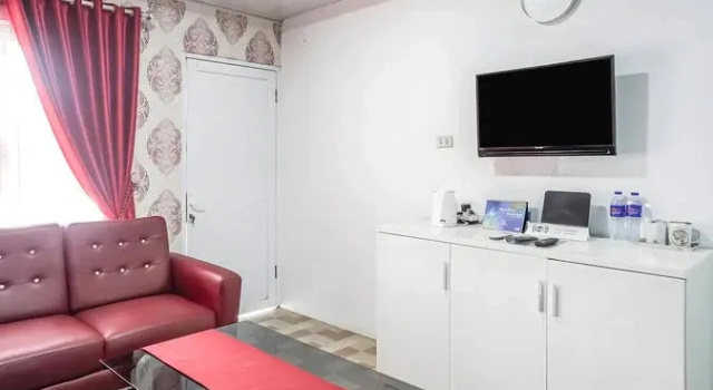 Люкс Capital O 93794 Athallah Homestay Syariah
