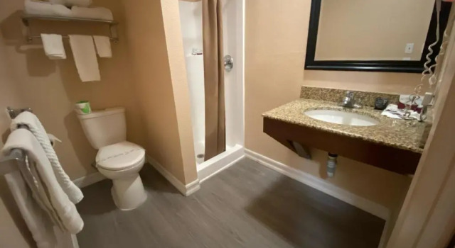 Номер Standard Pacific Inn