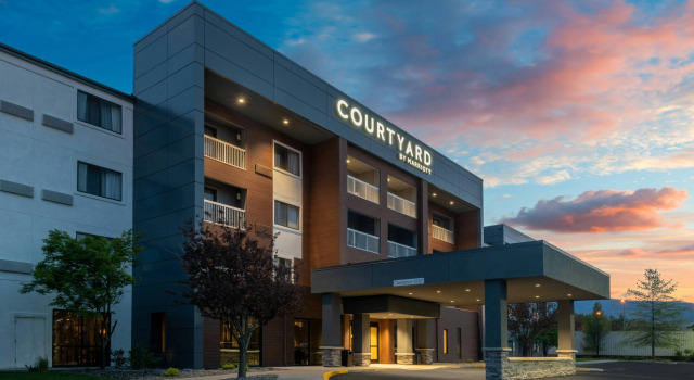 Courtyard by Marriott Reno, จอง โรงแรม สปาร์คส์ สหรัฐอเมริกา