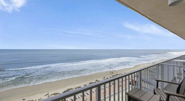 Номер Standard Beautiful Beachfront Resort Condo