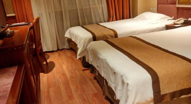 Harbin Gfour Holiday Hotel