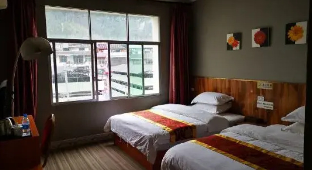 Congjiang Xiekai Business Hotel, Varaa Hotelli Congjiang Guizhou