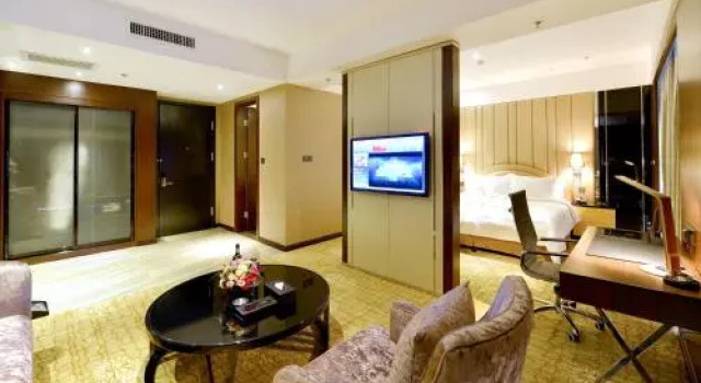 Xiamen Discovery Hotel, Rezerwuj Hotel Huli Xiamen
