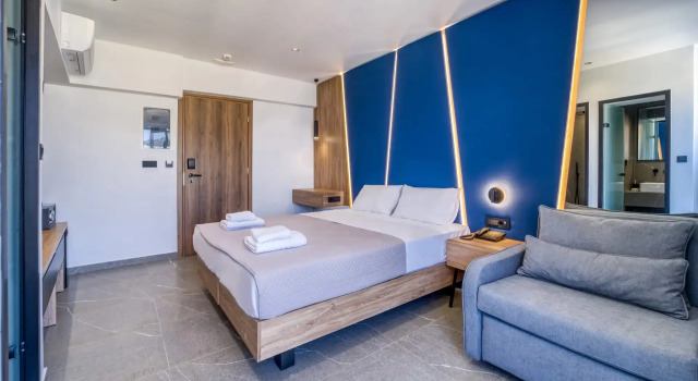 Полулюкс Deluxe Island Sea Side Hotel