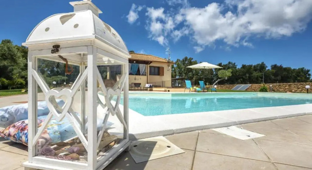 Коттедж Alghero stupenda Villa con piscina ad uso esclusivo per 10 persone