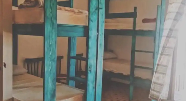 Кровать в общем номере рядом с пляжем Homstel Beach - Taormina Hostel