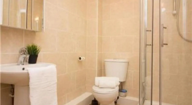 Апартаменты Stayzo Stylish Accommodation in Southampton 10