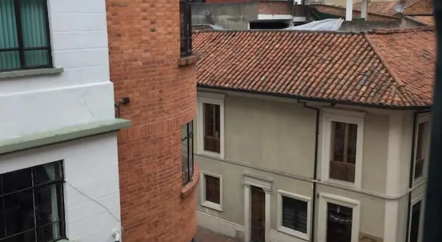 Кровать в общем номере (женский номер) Hostal R10