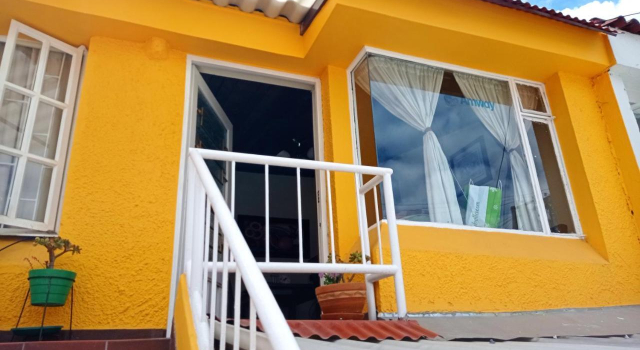 Habitación 5 minutos aeropuerto, Boek Pension Gastenverblijven in Bogota, Pension