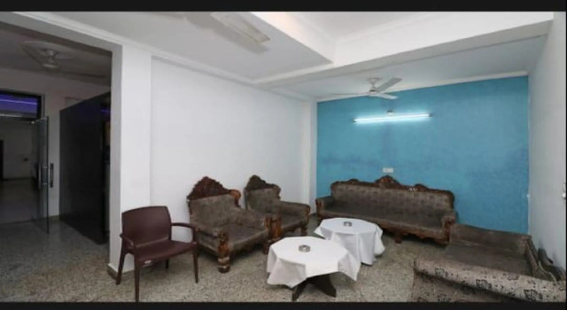 OYO 82544 Hotel Rajni Guest House