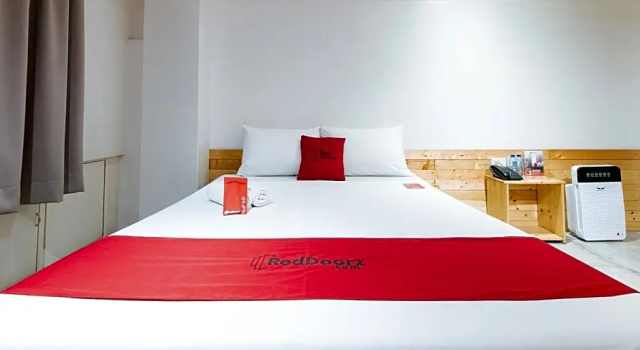 Номер Standard RedDoorz Plus at Boni Avenue Mandaluyong