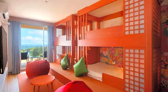 Шестиместный номер Standard Hotel Breezebay Marina
