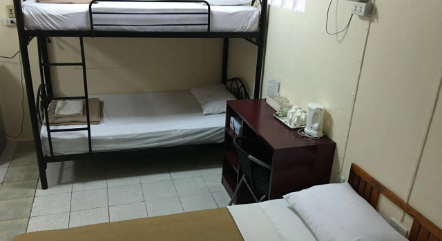 Golf-Sea-City Guest House, Забронировать Гостевой дом Гостевые дома Хуахин, рядом с Wat Hua Hin, Гостевой дом