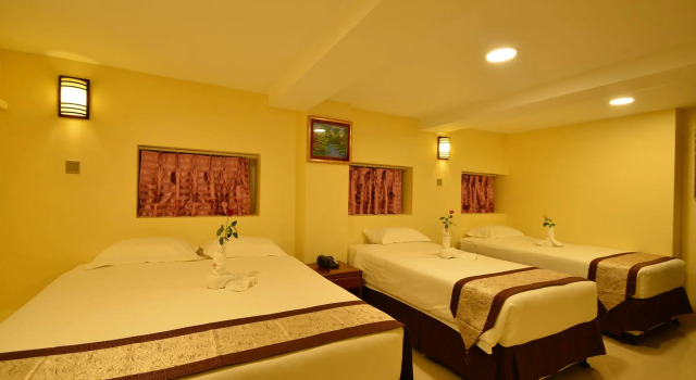 Номер Standard Family Treasure Yangon