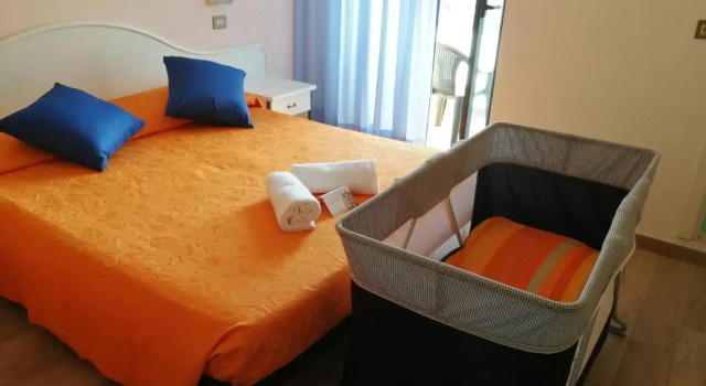 Семейный номер Standard с балконом Hotel Tivoli